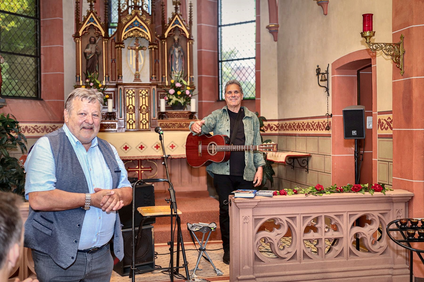 Biber Herrmann beim Konzert in der Kapelle Goldhausen